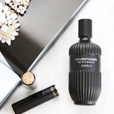 Givenchy Eaudemoiselle De Givenchy Eau Florale Eau De Toilette Eau De Moiselle De Givenchy Angelic By Givenchybeauty Has Found A Seat At My Fragrance Table Listen I Googled The Fr Sephora Play Givenchy Beauty Fragrance