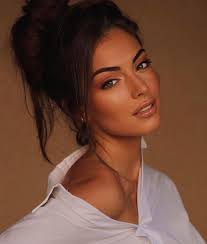 palmares des regions miss côte d'azur à miss france 2012/21. Buzz2miss En Route Pour Miss France 2021 Laura Facebook
