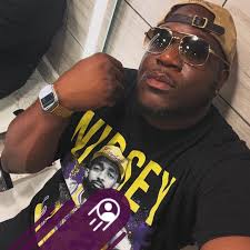 Happy 39th Birthday to My fine sister Shareka Smith 🥳🎉🎈🎁🎊💙 I love you  babygirl and Don't turn up too much 😂