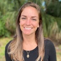 Emily Compton's Instagram, Twitter & Facebook