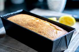 Diesen unhaltbaren zustand möchte ich heute mit dem zitronen joghurt kuchen beenden. Frischer Zitronen Joghurt Kuchen Kuchengeschichten