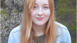 Elizabeth Taber's Instagram, Twitter & Facebook