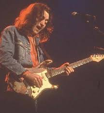 Eric clapton wurde in ripley, surrey, england geborenam 30. G B Classics Die Strat Und Das Leben Von Rory Gallagher Gitarre Bass