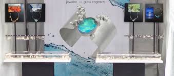 Net Profits: How to Build Traveling Jewelry Displays