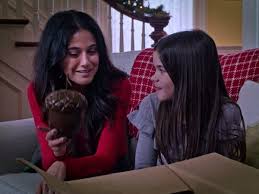 Download Netflix Holiday Movie Universe Hidden Details And Plot Holes