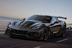 The manufacturer's suggested retail price excludes destination freight charge, tax, title, license, dealer fees and optional equipment. Chevrolet Eager To Ditch All Things C7 Corvette Carbuzz