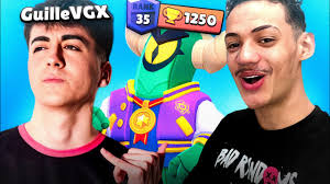 GuilleVGX me AJUDOU a subir meu STU ATLETA PARA O RANK 35! BRAWL STARS!