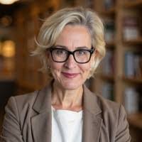 Alexandra Sundman's Instagram, Twitter & Facebook