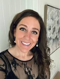 Ashley Ferrante's Instagram, Twitter & Facebook