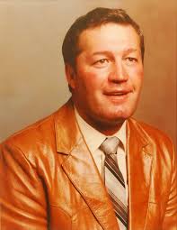 Tom Peckham's Instagram, Twitter & Facebook