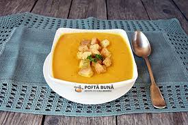 Acest puree de dovleac se face foarte simplu si sta la baza majoritatii retetelor cu dovleac care le voi incerca in continuare. Supa Crema De Dovleac Reteta Simpla Gina Bradea