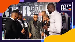 Comedian, writer and social media personality. Best Of The Red Carpet Interviews With Munya Chawawa Youtube