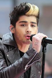 Checkou the list of zayn malik hairstyle for look stylish like zayn malik. Zayn Malik Hair Hairstyles Blonde Floppy Shaved Pink Glamour Uk