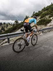 Just north of the town of udine is tomezzo, a cross the monte zoncolan bike climb, starting from ovaro, udine, is considered one. Zoncolan Der Harteste Anstieg Europas Rennrad Radsport Rennrader