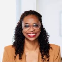 Leandra James's Instagram, Twitter & Facebook