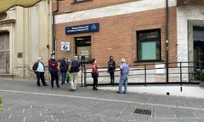 Banca popolare del frusinate, a frosinone, svolge i propri servizi in piazzale de matthaeis, 55. La Bppb Sbarca In Calabria Una Nuova Sfida Per L Istituto Di Credito Popolare Video