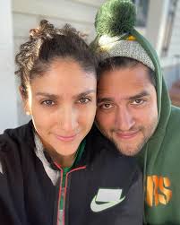 Martha Revuelta J added a new photo.