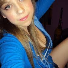 Molly Seitz's Instagram, Twitter & Facebook