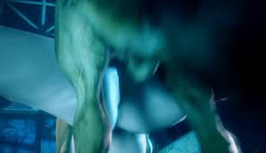 Pulsierender Hundeschwanz in Harley Quinn