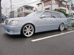 トヨタ クラウンエステート グノーシス ワーク gs3 国産車 19インチ 8 5j ブラッシュド 装着ギャラリー カーポート マルゼン アルミホイールとタイヤの専門店 トヨタクラウン トヨタ グノーシス
