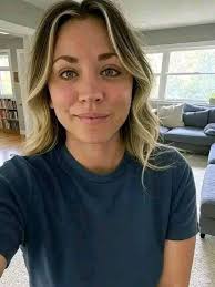 Kathy Davis from the class of 1976 passed away.