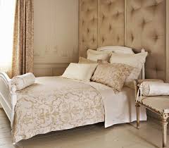 Pictures of glamorous living room ideas for our future luscious home, incorporating black, and white, with hints of pale blue, turquoise, gold and yellow. Pin On Upholstered Walls