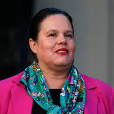 Ministra Maya Fernández, se acoge a derecho a guardar silencio, en el caso  que se abre sobre la abortada venta de la casa de Salvador Allende