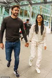 While they have mainly been staying at nicole's home country hawaii for several months, the lovebirds have shared photos from. Nicole Scherzinger And Boyfriend Thom Evans Looked Loved Up As They Touch Down In Heathrow Daily Mail Online
