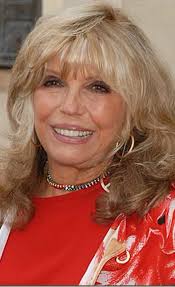 She is defined by a 1967 duet with her father, frank, appropriately titled something stupid, recorded on her father's reprise label. Nancy Sinatra Bio Age Height Weight Body Measurements Net Worth Idolwiki Com