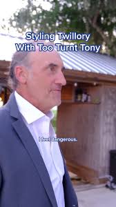 The AIR Suit: Innovative Menswear for Ultimate Comfort