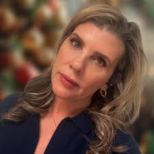 What are the highlights of Florence and Tuscany to visit with one day in  each city?