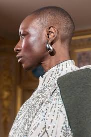 Leonard Paris Fall 2025 Fashion Show Details