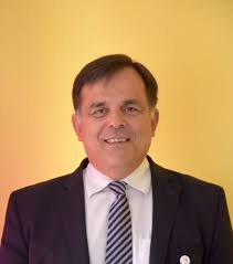 La caisse primaire d'assurance maladie (cpam) du département (11) fournit une liste des artisans agréés pour. Bernard Servaud A Pris Ses Fonctions Gers Auch Le Petit Journal