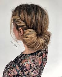 прически на длинные волосы с челкой своими руками видео Pricheski Na Srednie Volosy S Chelkoj I Bez Svoimi Rukami Foto V 2020 G Pricheski Volosy Konskij Hvost