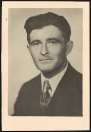 Phillip Harrington's Instagram, Twitter & Facebook