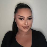 Christina Reichelt's Instagram, Twitter & Facebook