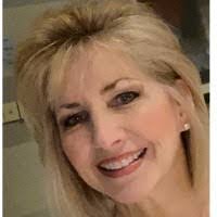 Roxanne Mooney's Instagram, Twitter & Facebook