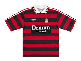 Kundenservice vor ort in 8 ländern. Fulham 1998 99 Drittes Trikot
