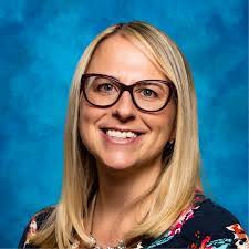 Lori Beckman's Instagram, Twitter & Facebook