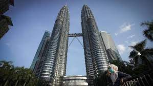 Peninsular malaysia (west malaysia) and east malaysia. Covid Malaysia Meledak Lagi Sultan Minta Full Lockdown