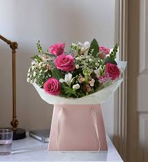 This valentine's day show someone you care with the finest luxury valentine's flowers from the real flower all our beautiful flower arrangements are available for next day delivery across the uk and are red valentines roses. 17 Best Valentine S Day Flowers Valentines Flowers