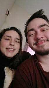 Leann Eden's Instagram, Twitter & Facebook