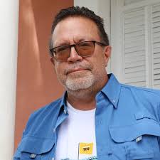 Esta semana recibimos la grata visita de uno de los imprescindibles: David  Galarza Santa, boricua residente en Brooklyn, Nueva York. Desde la lucha  contra el gasoducto hasta el presente, @galabklyn nos ha