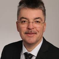 100+ perfiles de «Stenske»