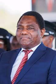 How do u know that he is not circumcised 😂😂😂