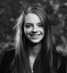 Belle Allan's Instagram, Twitter & Facebook