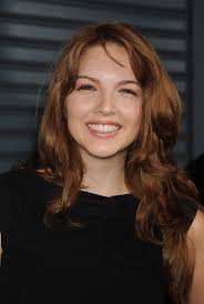 Rachel Maxwell's Instagram, Twitter & Facebook