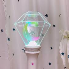 Chungha Released Her Official Lightstick And Everyone Is In Awe Of Its Beauty Kpop Aesthetic Kpop Merchandise Kpop Merch