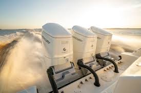It even runs on 87 octane regular gas whereas outboards like the 400r need 91 octane gas to make full power. Mercury Announces New Verado V12 Outboard Pushing 600 Hp Poker Runs America