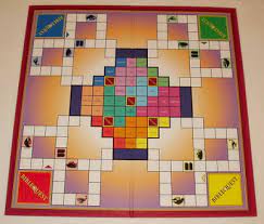 En este juego se intentan conseguir carreras y homeruns. Juegos De Mesa Biblicos